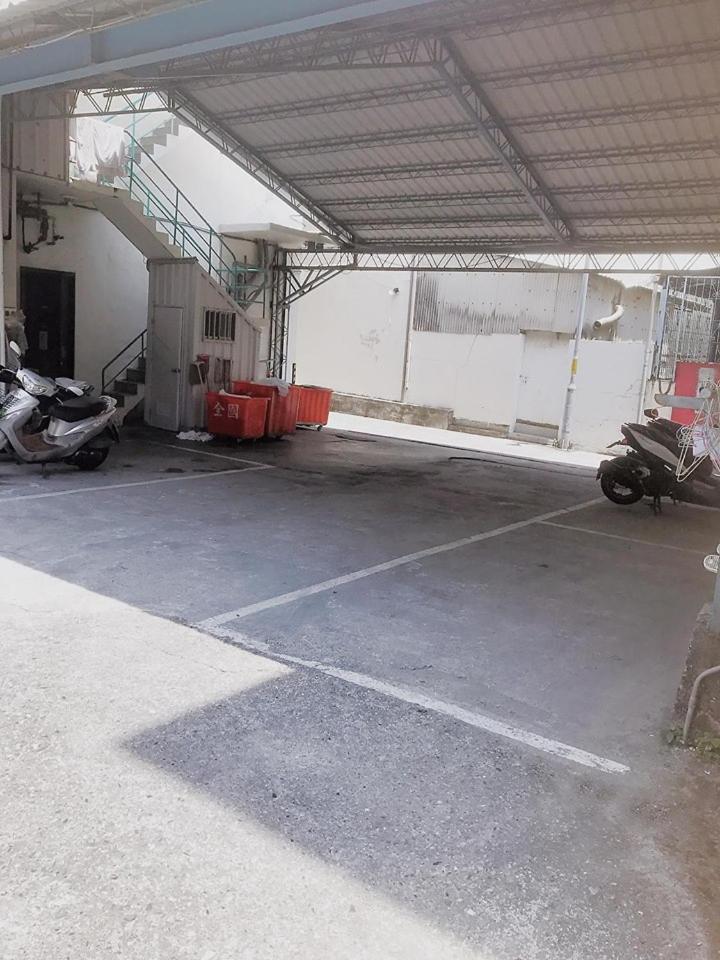 Holiday Business Hotel Taitung Luaran gambar